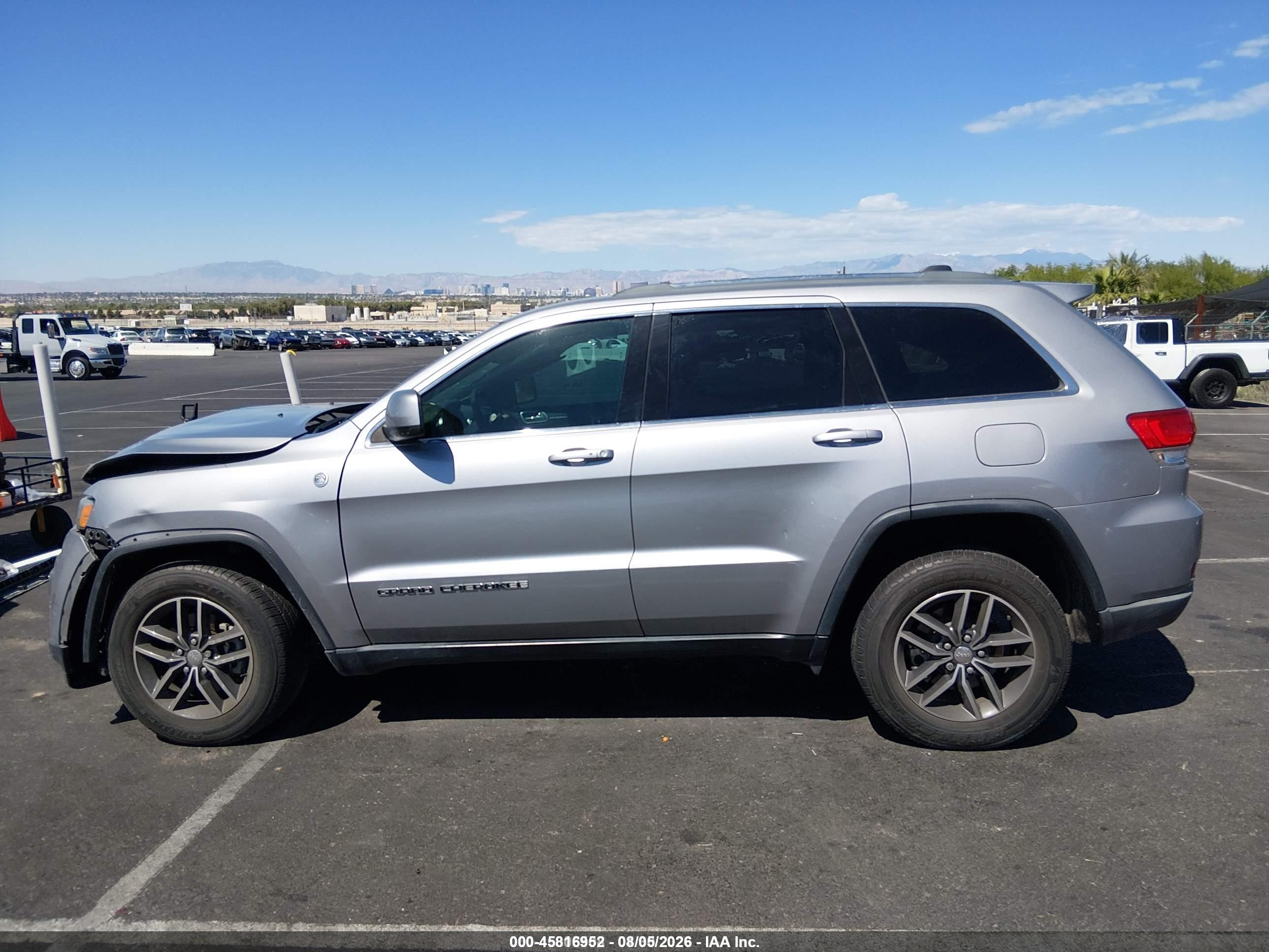 2018 JEEP GRAND CHEROKEE LAREDO E 4X4