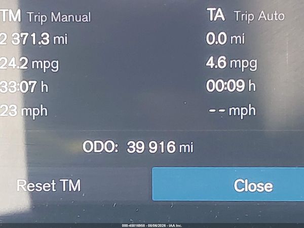 2024 VOLVO XC60 B5 CORE DARK THEME