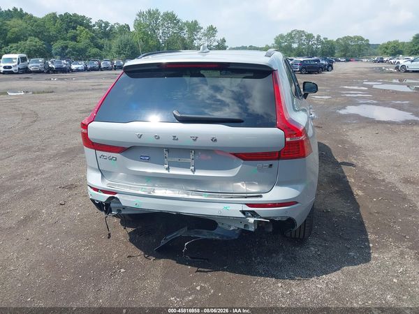 2024 VOLVO XC60 B5 CORE DARK THEME