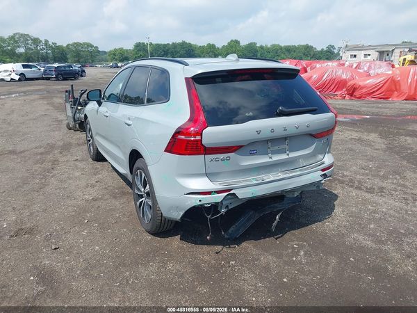 2024 VOLVO XC60 B5 CORE DARK THEME