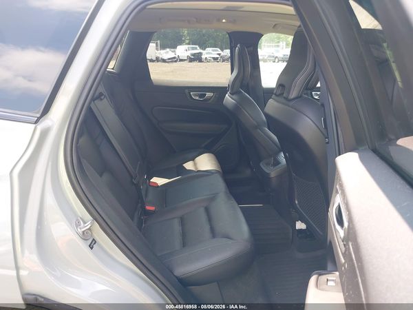 2024 VOLVO XC60 B5 CORE DARK THEME