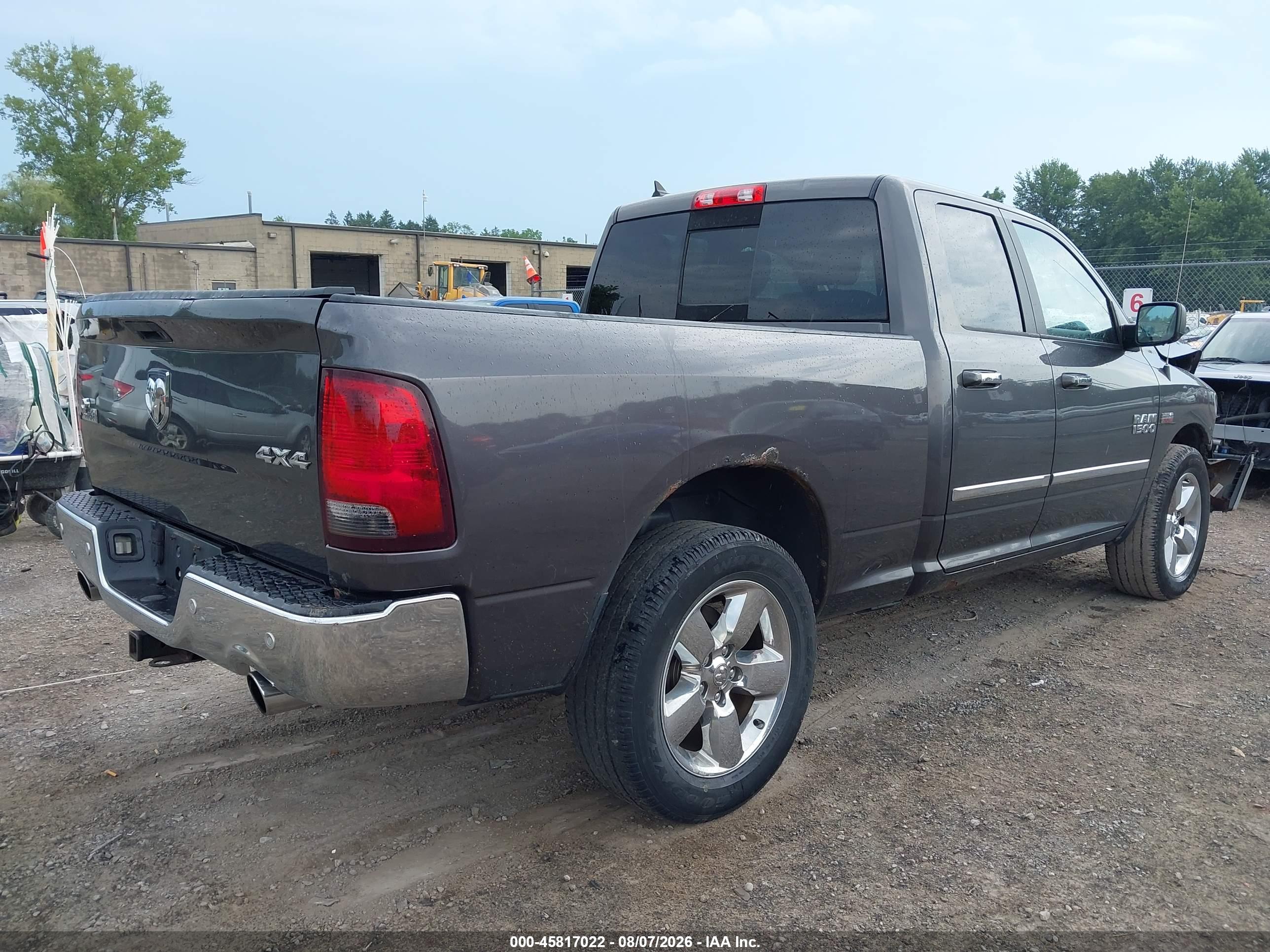 2017 RAM 1500 BIG HORN  4X4 6'4 BOX
