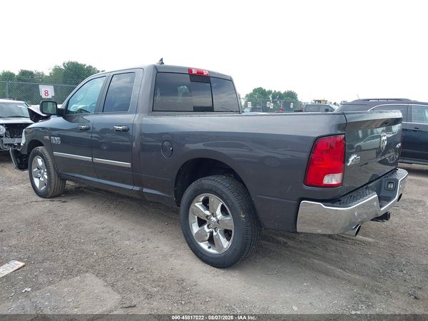 2017 RAM 1500 BIG HORN  4X4 6'4 BOX