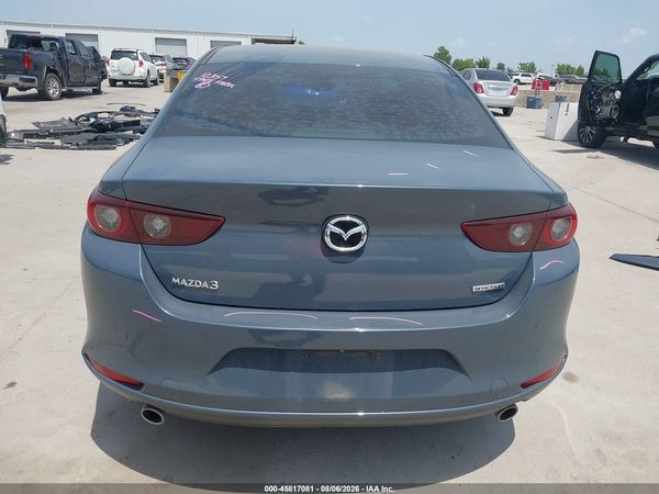 2022 MAZDA MAZDA3 CARBON EDITION