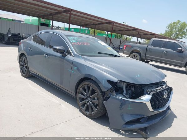2022 MAZDA MAZDA3 CARBON EDITION