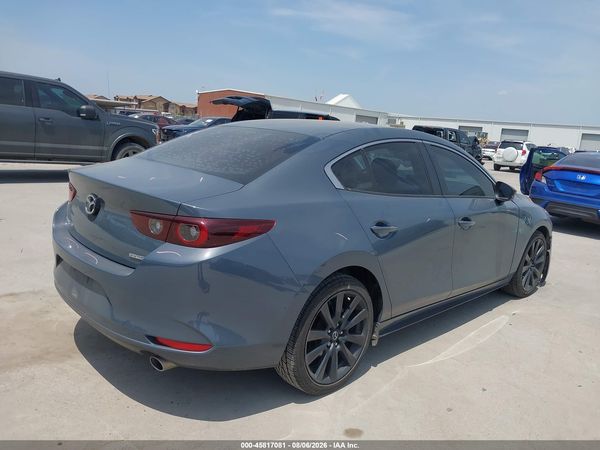 2022 MAZDA MAZDA3 CARBON EDITION