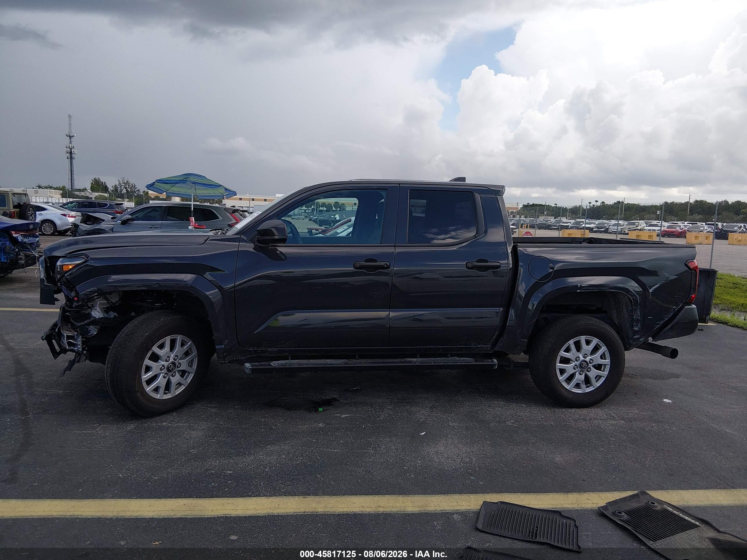 2025 TOYOTA TACOMA SR
