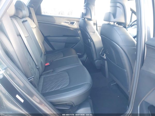 2023 KIA SPORTAGE X-LINE