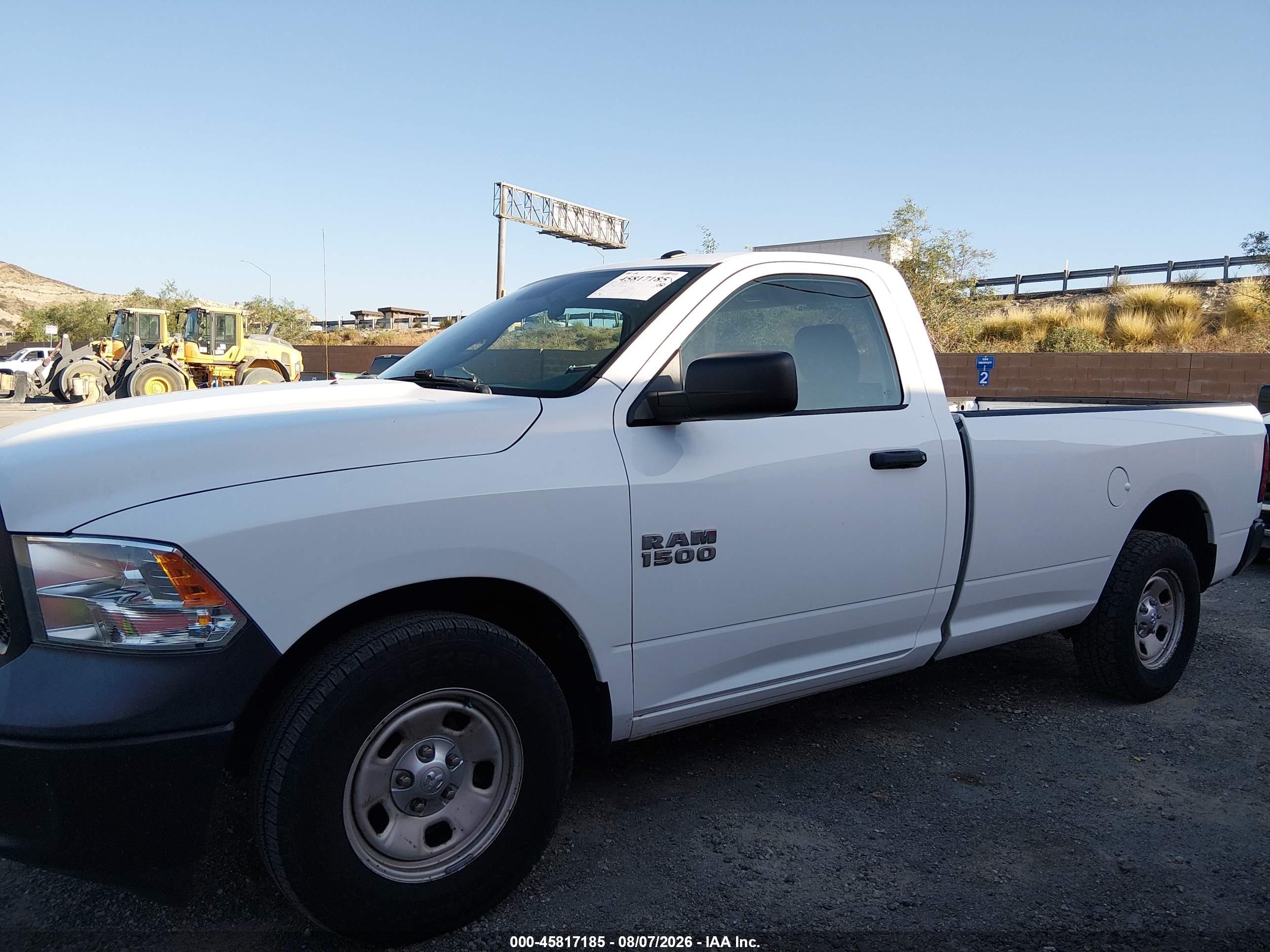 2018 RAM 1500 TRADESMAN  4X2 8' BOX