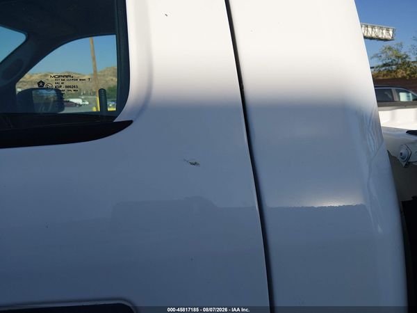 2018 RAM 1500 TRADESMAN  4X2 8' BOX
