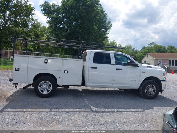 2022 RAM 2500 TRADESMAN  4X2 8' BOX