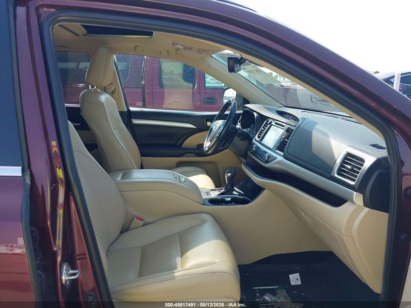 2019 TOYOTA HIGHLANDER XLE