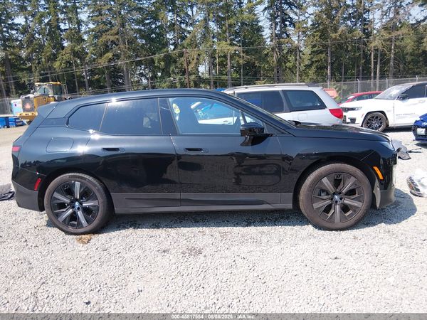 2025 BMW IX XDRIVE50