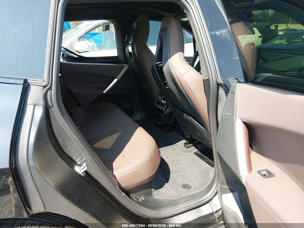 2025 BMW IX XDRIVE50
