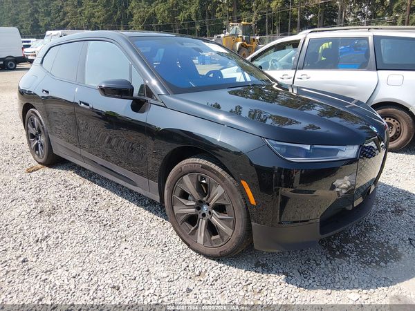 2025 BMW IX XDRIVE50