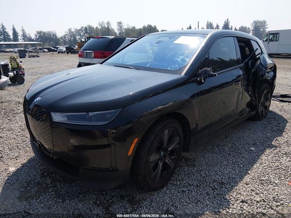 2025 BMW IX XDRIVE50
