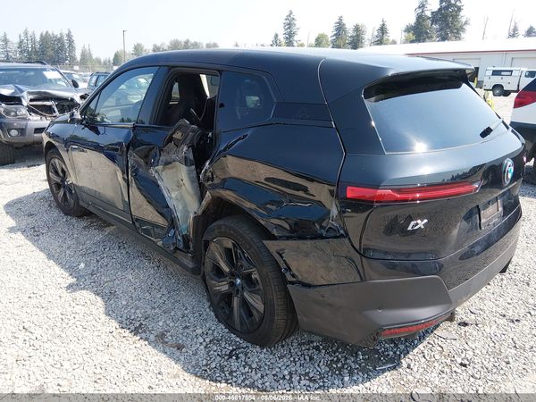 2025 BMW IX XDRIVE50