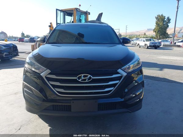 2018 HYUNDAI TUCSON SE