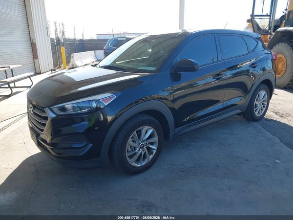 2018 HYUNDAI TUCSON SE