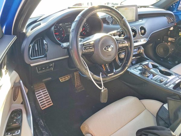 2018 KIA STINGER