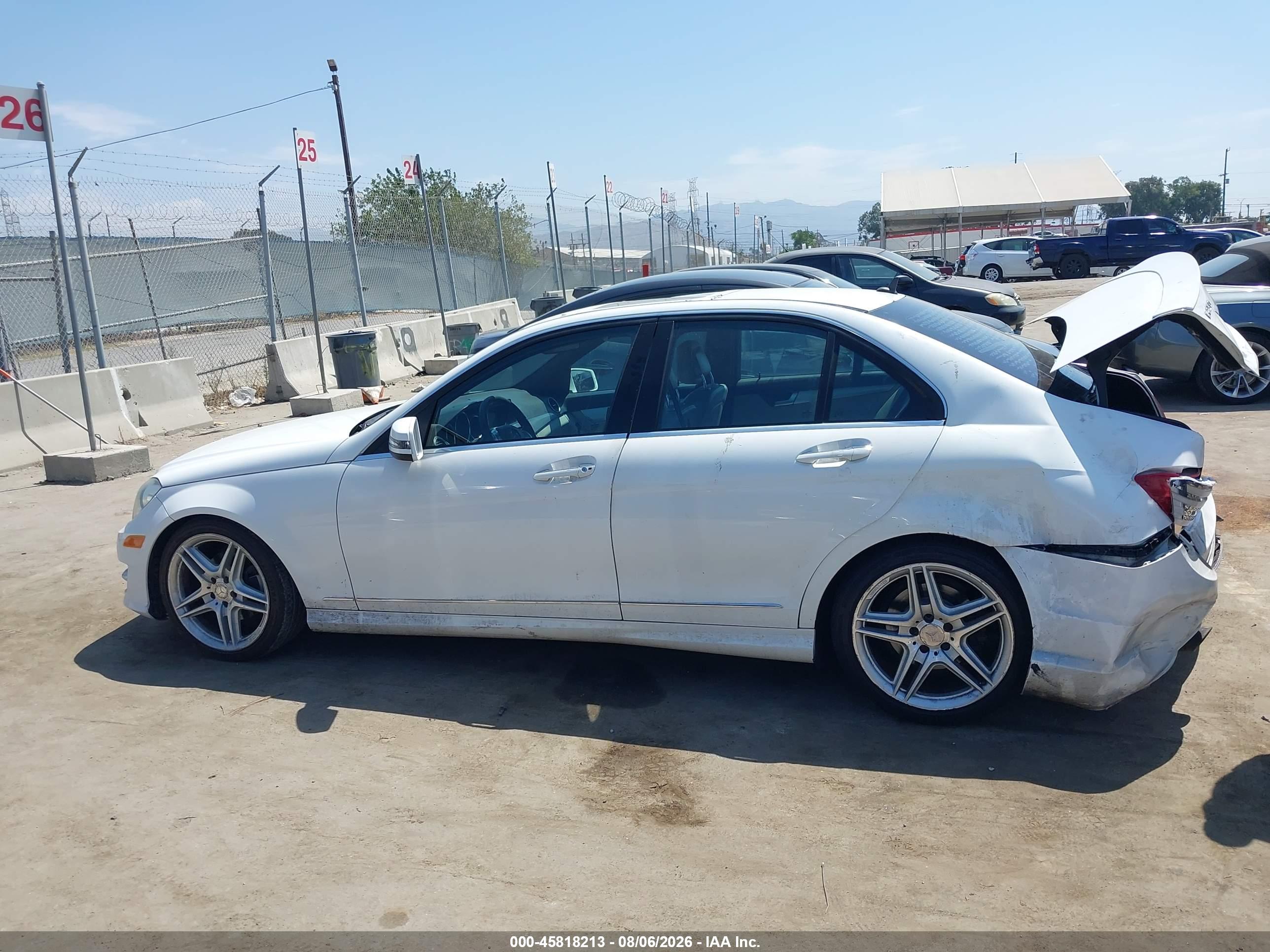 2013 MERCEDES-BENZ C 250 SPORT