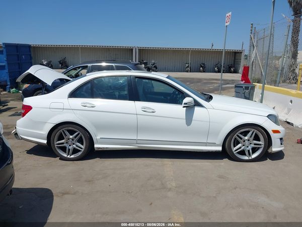 2013 MERCEDES-BENZ C 250 SPORT