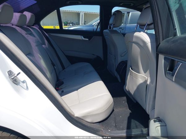 2013 MERCEDES-BENZ C 250 SPORT