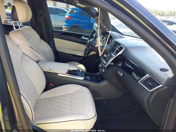 2015 MERCEDES-BENZ GL 550 4MATIC