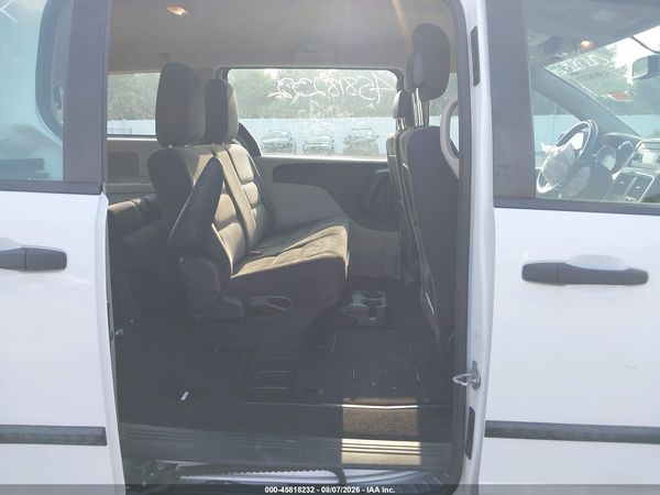 2014 DODGE GRAND CARAVAN AMERICAN VALUE PKG — I8