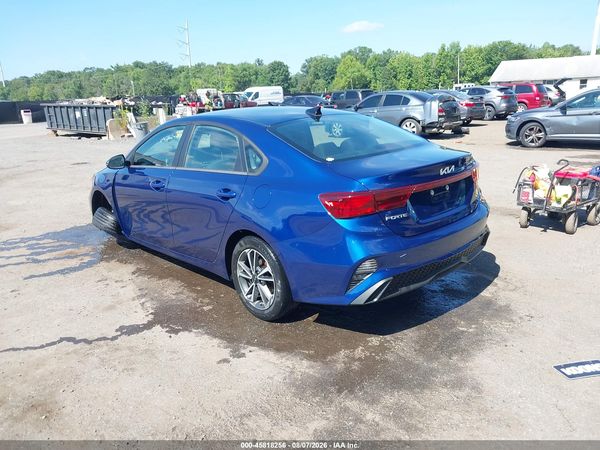 2022 KIA FORTE LXS