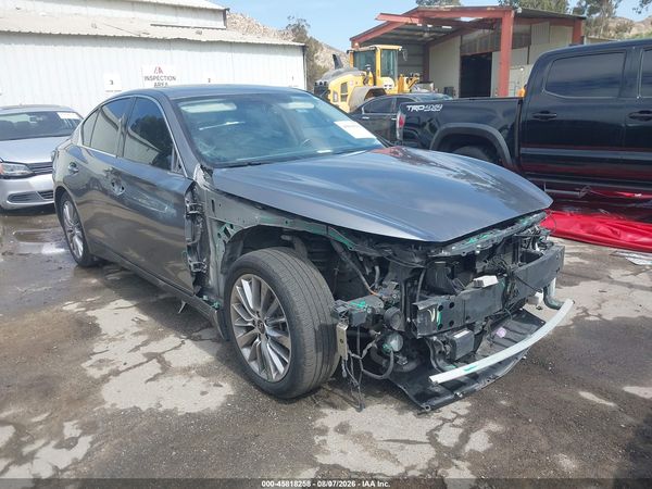 2020 INFINITI Q50 LUXE