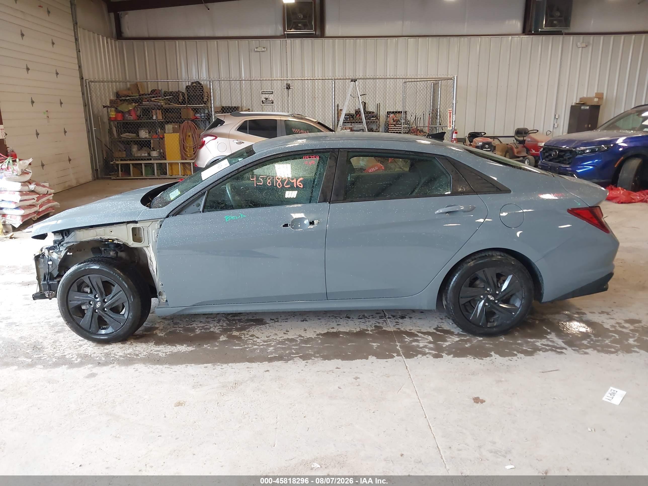 2022 HYUNDAI ELANTRA SEL