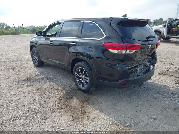 2017 TOYOTA HIGHLANDER XLE