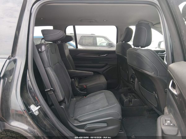 2023 JEEP GRAND CHEROKEE L LAREDO 4X4