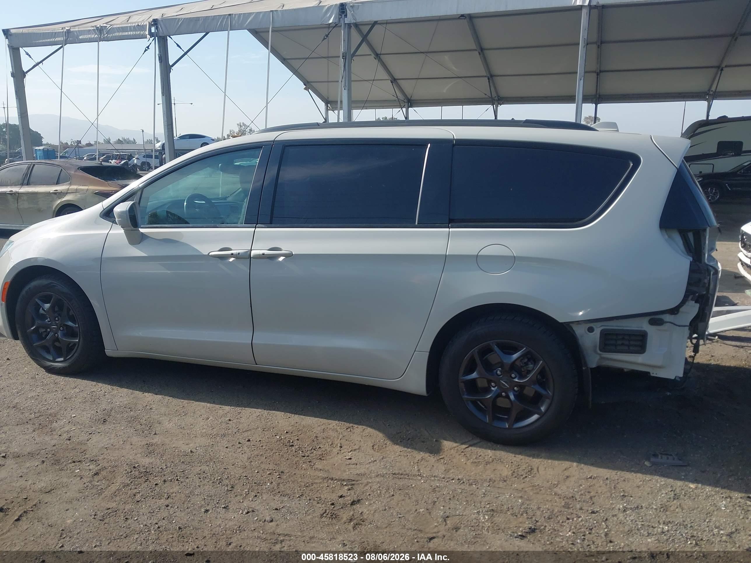 2019 CHRYSLER PACIFICA TOURING L