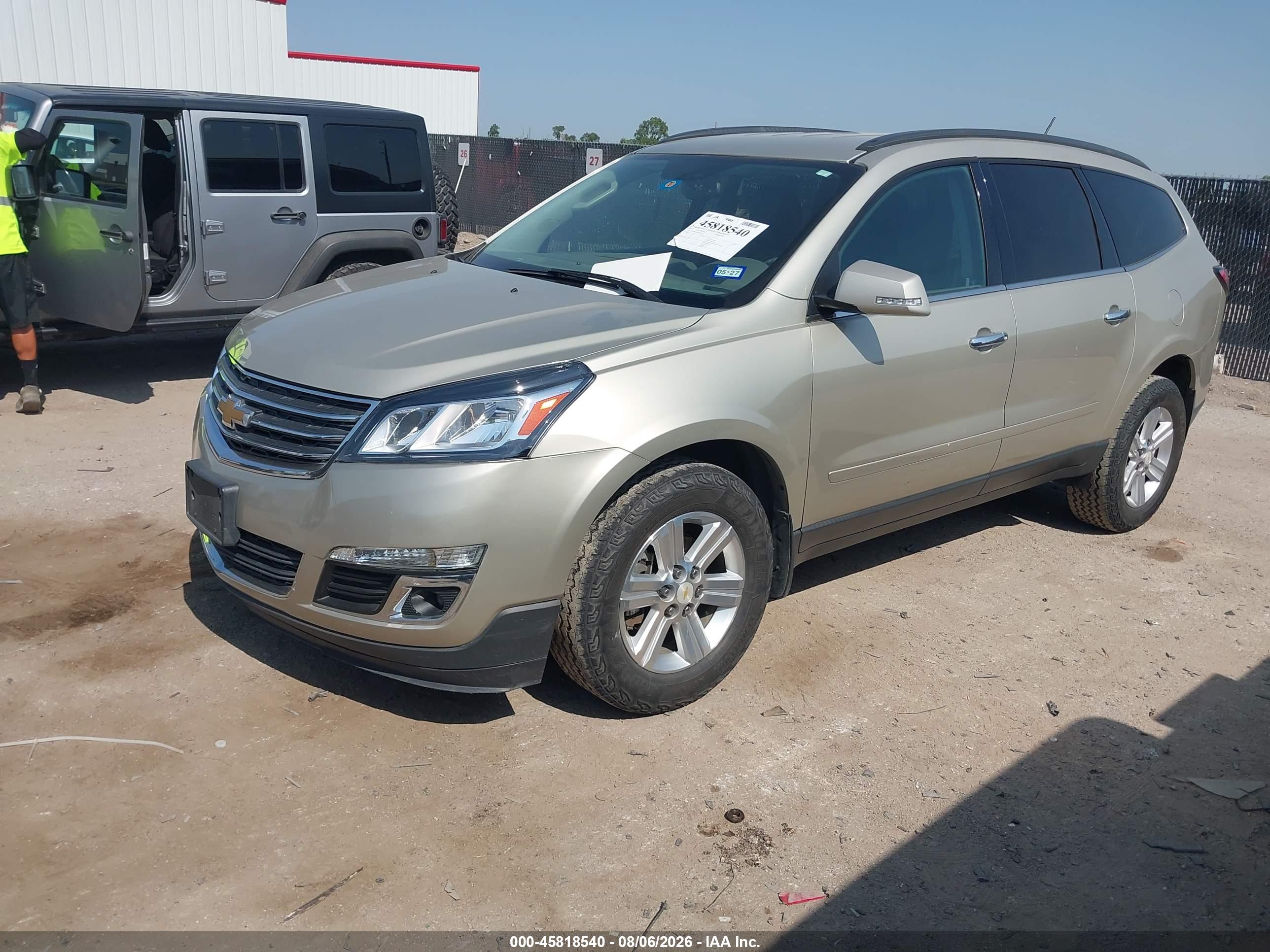 2014 CHEVROLET TRAVERSE LT — I2