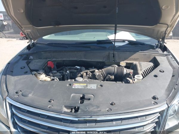 2014 CHEVROLET TRAVERSE LT — I10