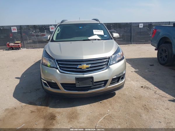 2014 CHEVROLET TRAVERSE LT — I115