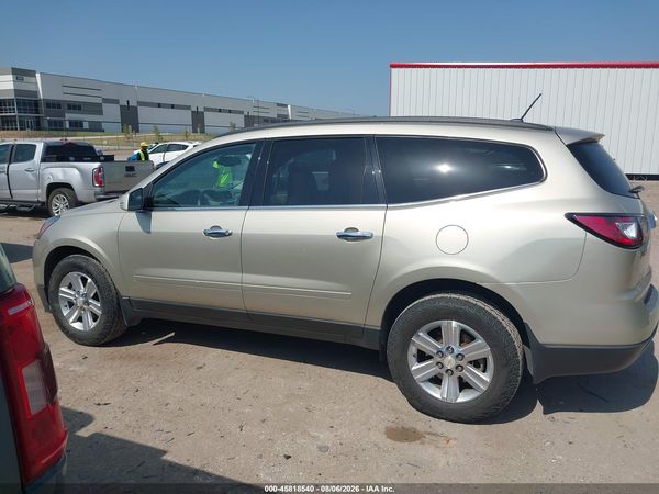 2014 CHEVROLET TRAVERSE LT — I117