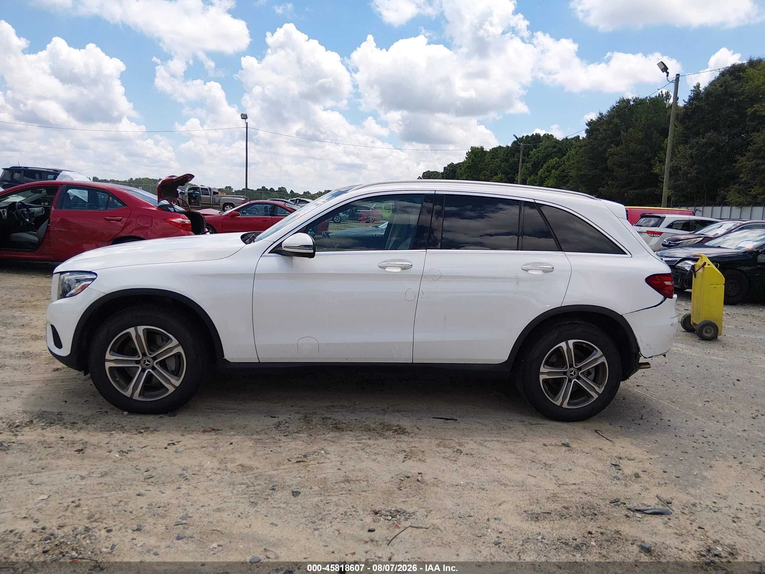 2017 MERCEDES-BENZ GLC 300 4MATIC