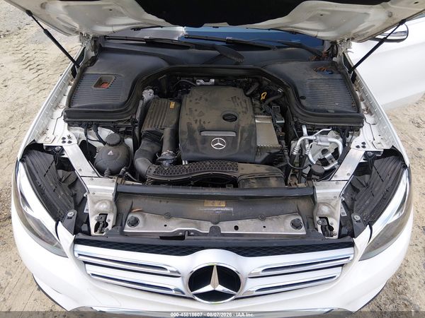 2017 MERCEDES-BENZ GLC 300 4MATIC