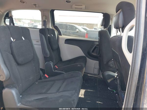 2014 DODGE GRAND CARAVAN SXT — I8
