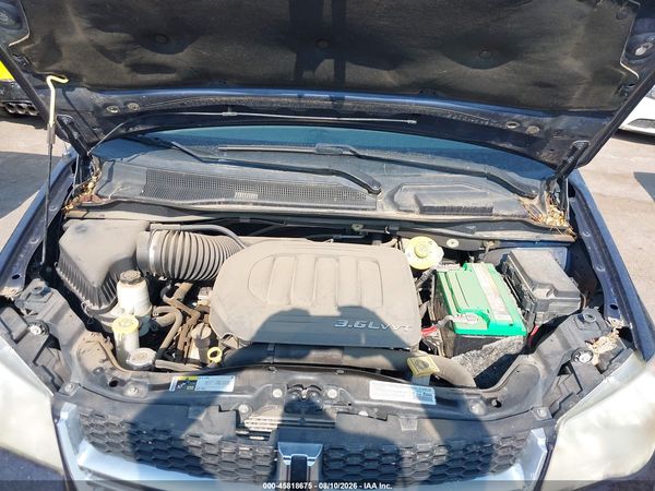2014 DODGE GRAND CARAVAN SXT — I10