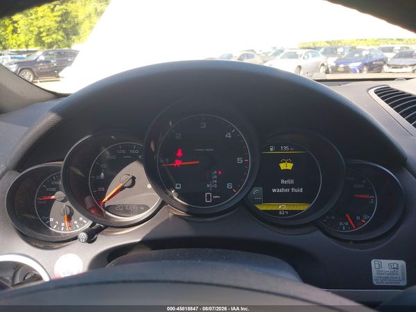 2014 PORSCHE CAYENNE