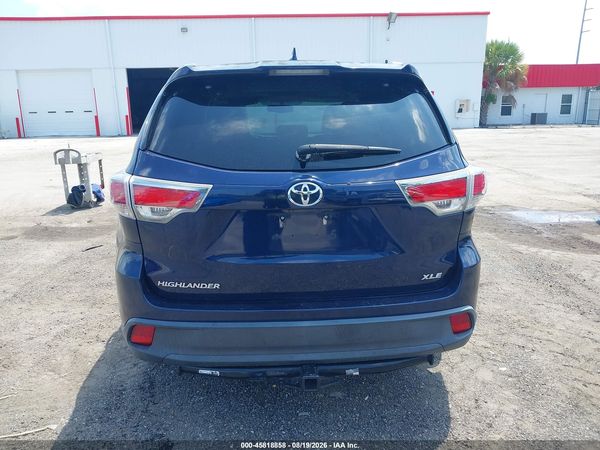 2016 TOYOTA HIGHLANDER XLE V6