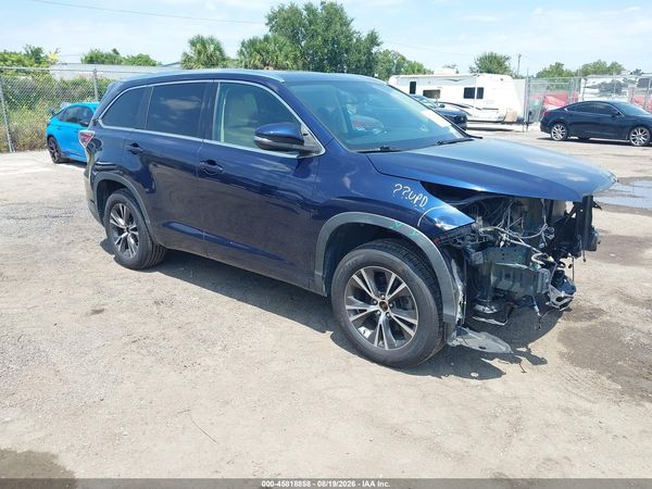 2016 TOYOTA HIGHLANDER XLE V6
