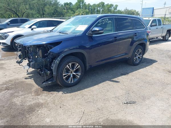 2016 TOYOTA HIGHLANDER XLE V6