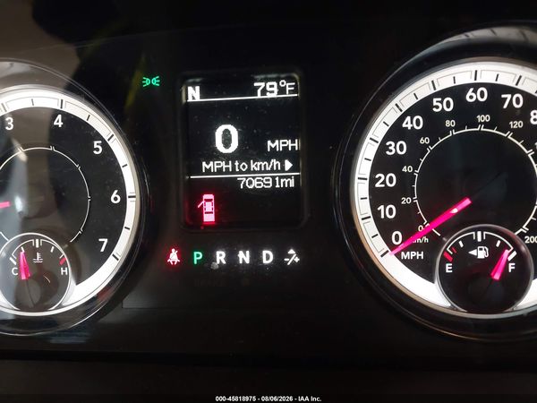 2017 RAM 1500 TRADESMAN  4X4 5'7 BOX