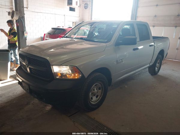 2017 RAM 1500 TRADESMAN  4X4 5'7 BOX