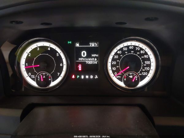 2017 RAM 1500 TRADESMAN  4X4 5'7 BOX